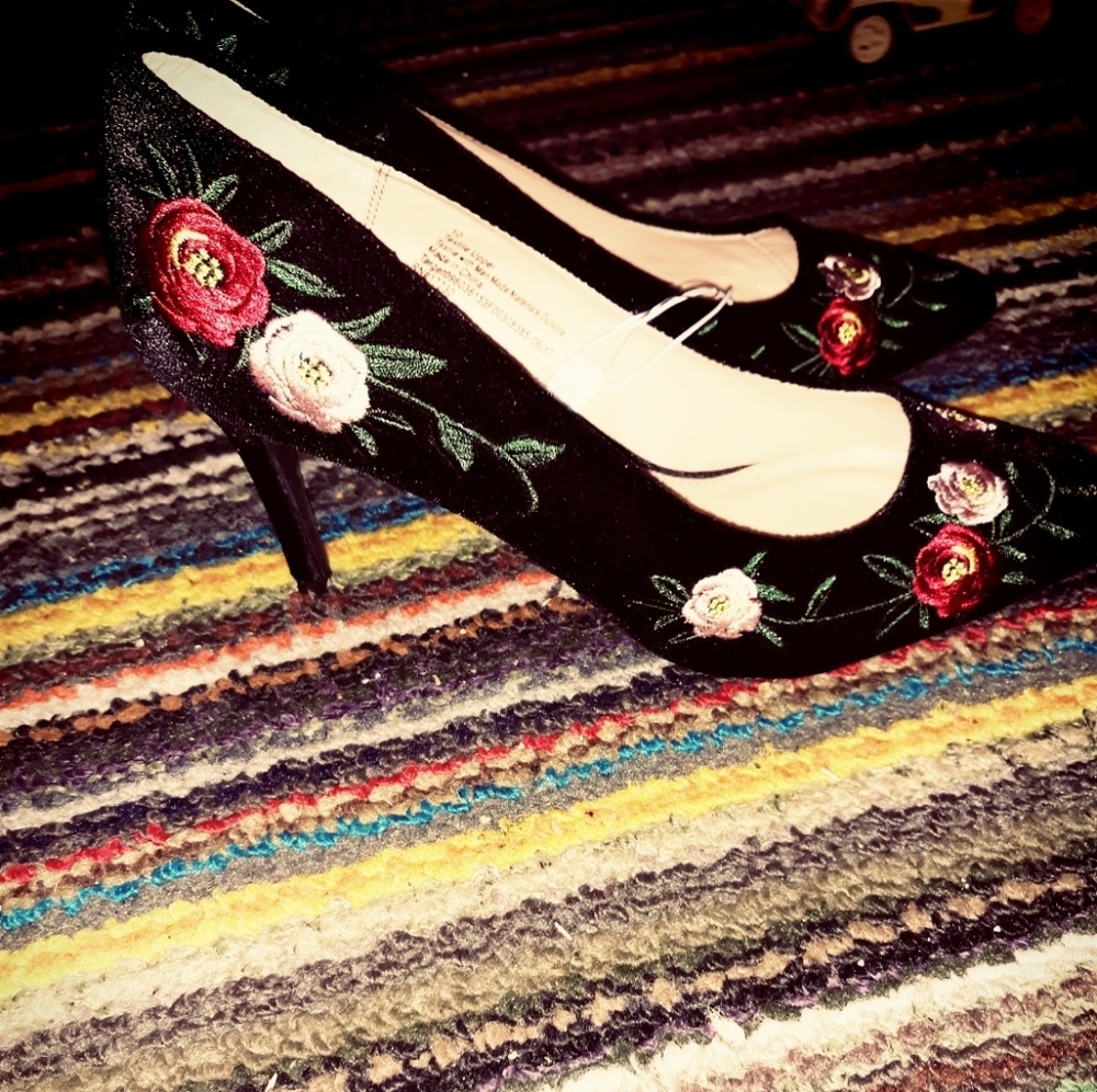 Black floral suede high heel pumps